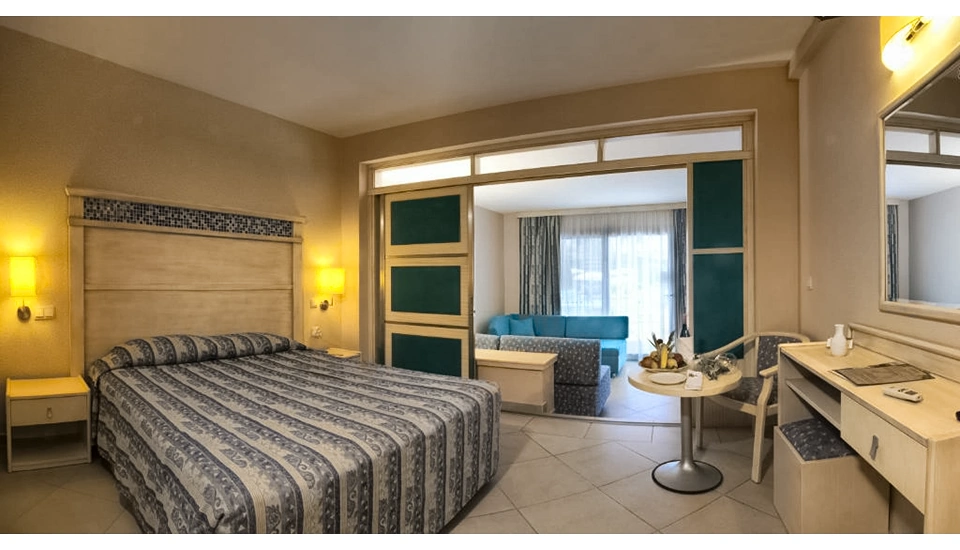 هتل افسیا هالیدی بیچ کلاب کوش آداسی